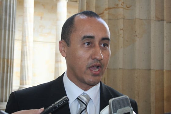 ASESINAN A POLITICO Y PERIODISTA OSCAR GOMEZ AGUDELO EN ARMENIA.