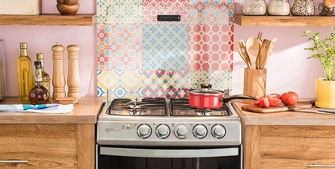 La cocina que transforma el hogar: guía honesta para elegir gas, eléctrica o inducción (y ahorrar sin sacrificar sabor)